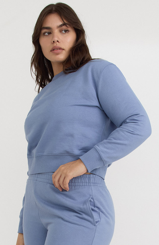 Organic Basics Weekend Boxy Crewneck sweater blue from organic cotton for women | Sophie Stone