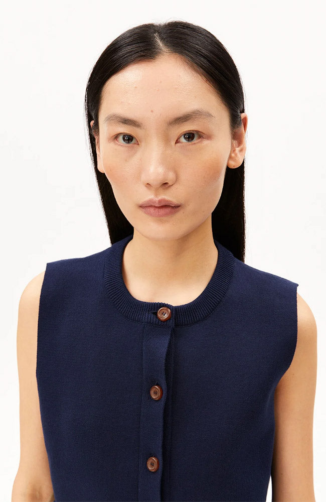 ARMEDANGELS gebreid vest tinted navy van bio katoen vrouwen | Sophie Stone