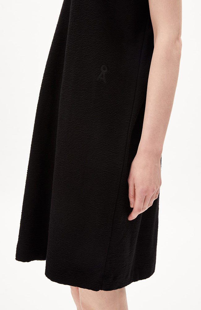 ARMEDANGELS Dalikaa jurk zwart bio katoen | Sophie Stone