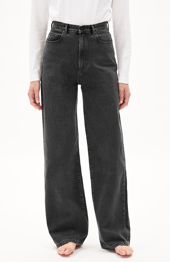 ARMEDANGELS Enijaa jeans duurzaam | Sophie Stone