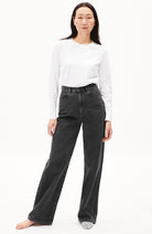ARMEDANGELS Enijaa jeans zwart gerecycled materiaal | Sophie Stone