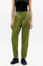 Thinking MU Rina broek groen van hemp, katoen en Lyocell voor dames | Sophie Stone