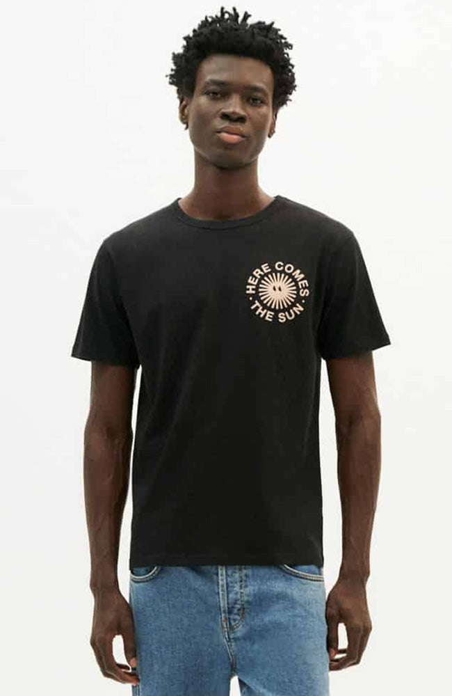 Thinking MU Happy sun t-shirt zwart van biologisch katoen heren | Sophie Stone