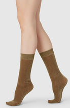 Swedish Stockings Ines taupe sokjes van gerecyclede materialen dames | Sophie Stone