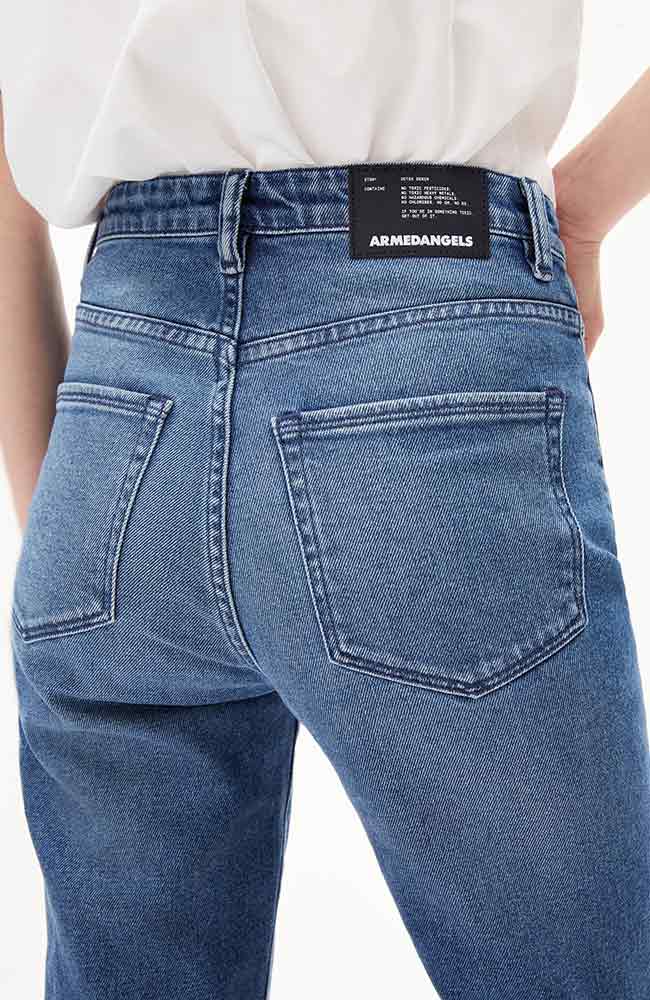 ARMEDANGELS Linnaa bootcut cenote jeans van duurzaam biologisch katoen | Sophie Stone