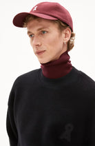 ARMEDANGELS Lomaar sweater black from organic cotton men | Sophie Stone