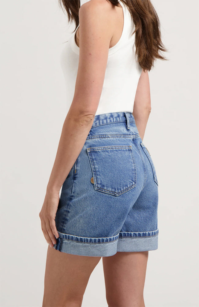 MUD jeans Luna Mid Short Stone Vintage | Sophie Stone