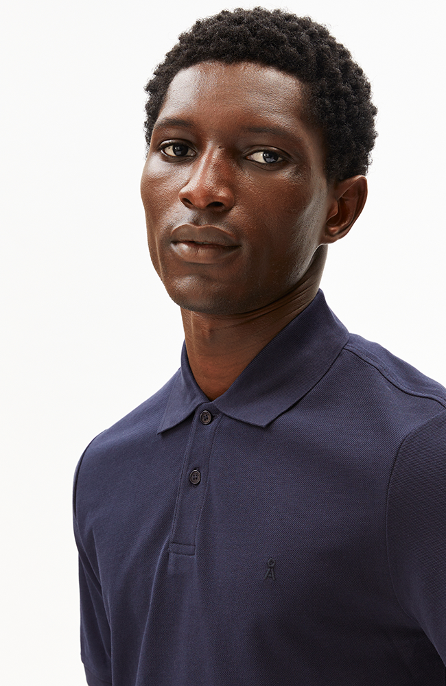 ARMEDANGELS Maario polo night sky van bio katoen voor man | Sophie Stone