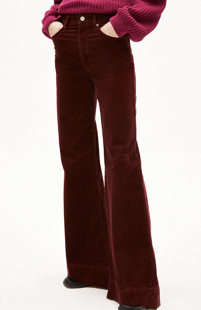 ARMEDANGELS Murliaa Cordhose cranberry aus Bio-Baumwolle Frauen | Sophie Stone