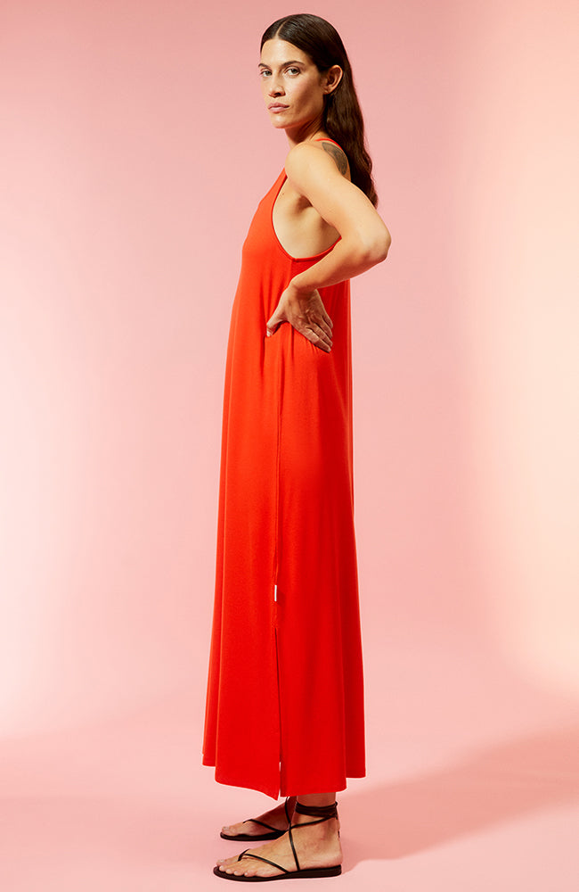 ARMEDANGELS Nisaa Litaa jurk poppy red van duurzaam Ecovero | Sophie Stone