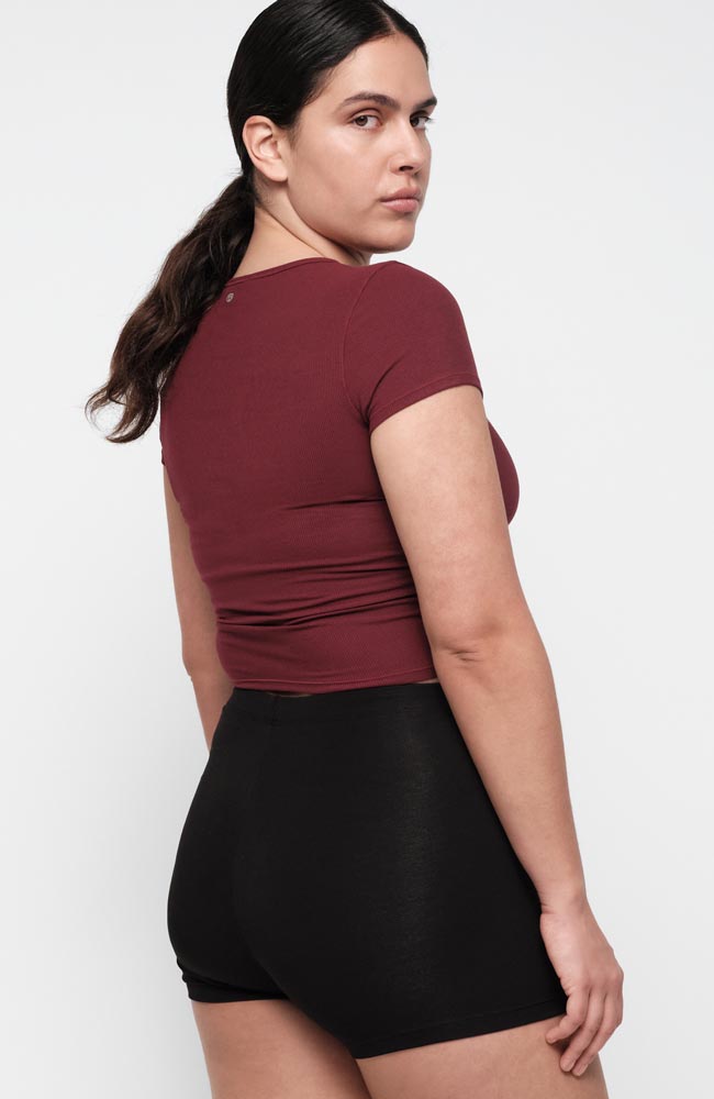 Organic Basics Active rib rushed t-shirt rood van modal voor vrouwen | Sophie Stone
