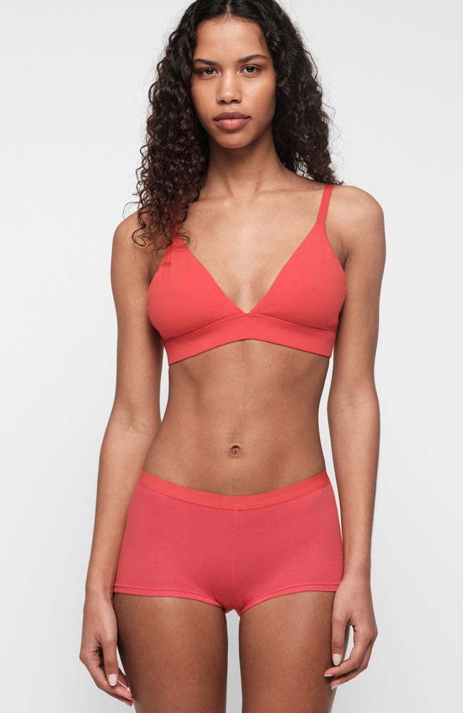Organic Basics Core shorty rood van biologisch katoen vrouw | Sophie Stone