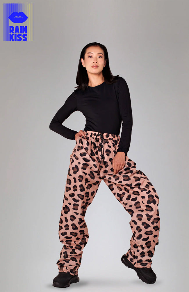 Rainkiss Pink Panther pants made of recycled PET unisex | Sophie Stone