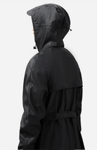 MAIUM Original Saddle zwart regenjas gerecycled polyester vrouw | Sophie Stone 