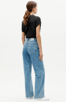 Thinking MU Theresa jeans light clean from organic cotton | Sophie Stone