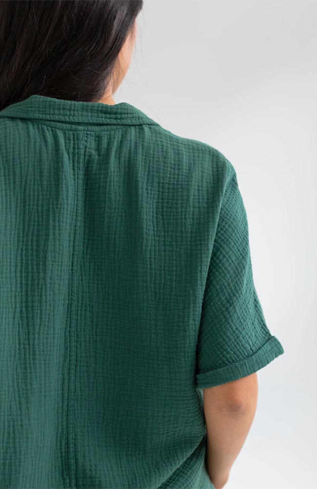 TWOTHIRDS Zuqar blouse green made from organic cotton for women | Sophie Stone