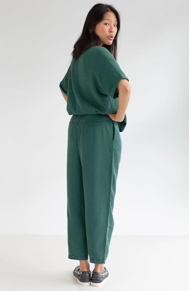 TWOTHIRDS Zuqar blouse dark green made from organic cotton women | Sophie Stone