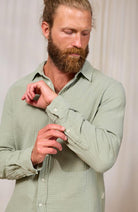 TWOTHIRDS Unyee shirt light green organic cotton men's | Sophie Stone