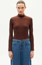 Thinking MU Noe turtleneck cashmere dark brown top lyocell cashmere | Sophie Stone