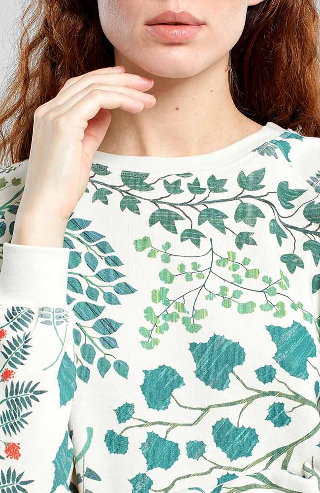 Dedicated Ystad sweater botanical off white van biologisch katoen | Sophie Stone