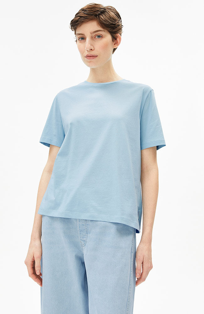 ARMEDANGELS Luaala t-shirt blue glow biologisch katoen dames | Sophie Stone