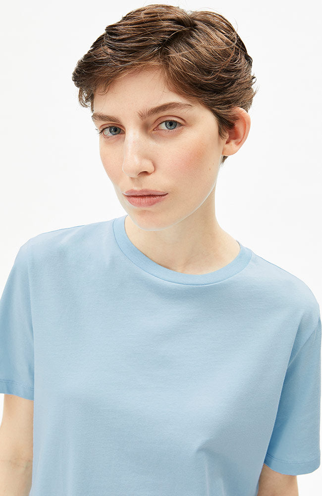 ARMEDANGELS Luaala t-shirt blauw biologisch katoen dames | Sophie Stone