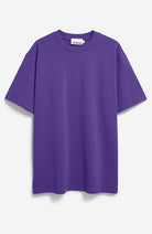 ARMEDANGELS Maarkos pungent purple organic cotton t-shirt for men | Sophie Stone