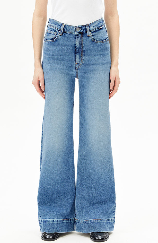 ARMEDANGELS Murliaa lighten wide leg jeans gerecycled katoen dames | Sophie Stone