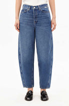 ARMEDANGELS Baarly Barrel Jeans aus Baumwolle für Damen | Sophie Stone