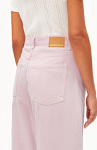 ARMEDANGELS Baarly Barrel Jeans aus rosa Baumwolle für Damen | Sophie Stone