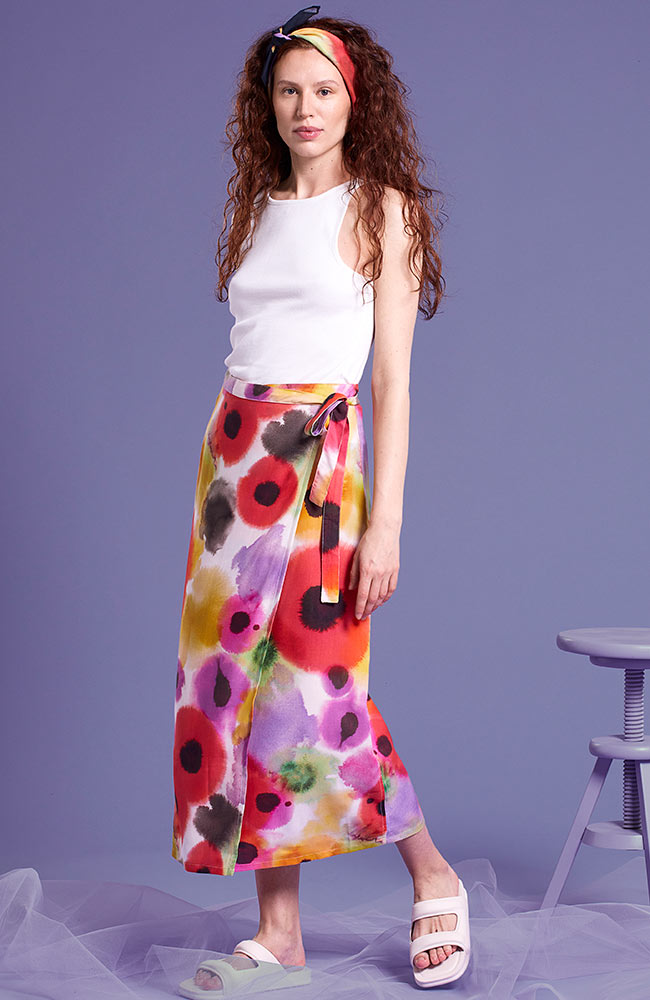 Dedicated Stilleryd wrap skirt abstract flowers Tencel dames | Sophie Stone 