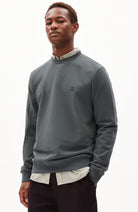 ARMEDANGELS Baaro space steel sweater made of organic cotton men | Sophie Stone