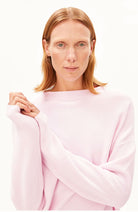 ARMEDANGELS Merinaa trui pink mist van bio katoen | Sophie Stone