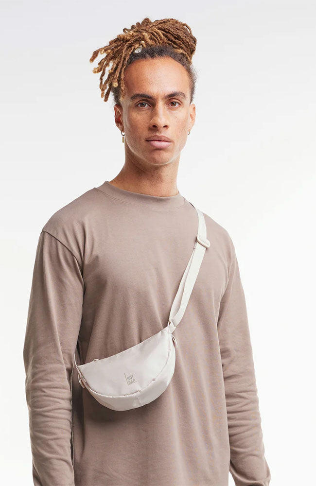  GOT BAG Moon bag mini beige van gerecycled plastic uniseks | Sophie Stone