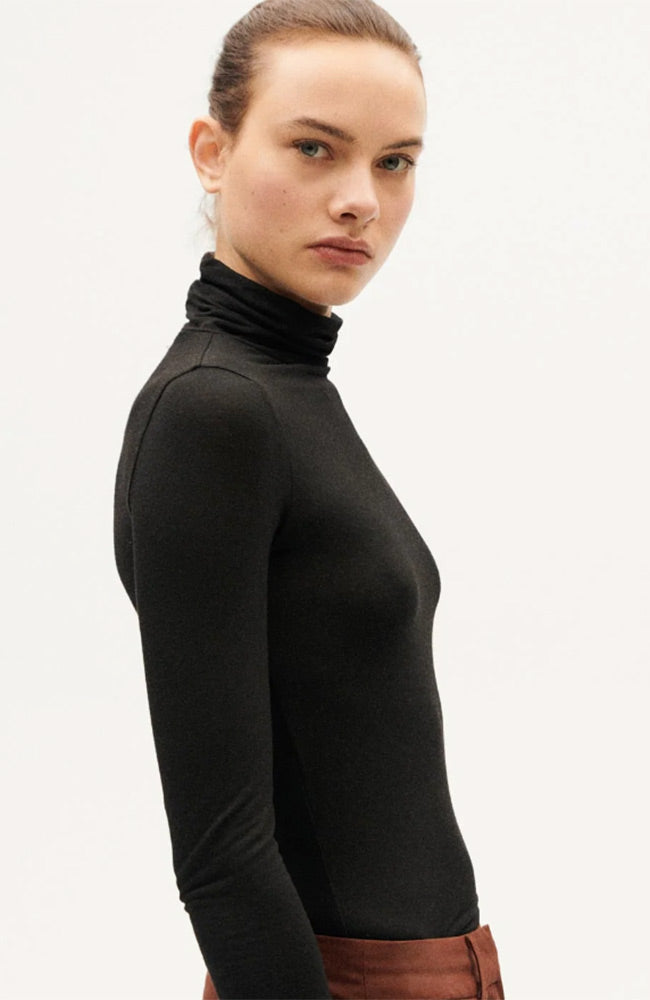 Thinking MU Noe turtleneck cashmere black cashmere | Sophie Stone