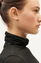 Thinking MU Noe turtleneck cashmere black | Sophie Stone