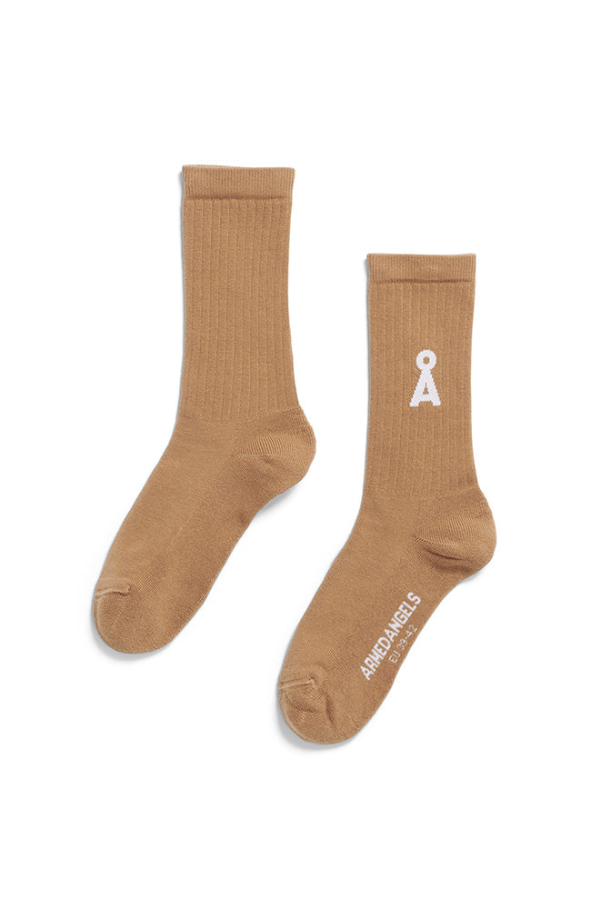 ARMEDANGELS Saamus sports socks pale umber organic cotton unisex | Sophie Stone