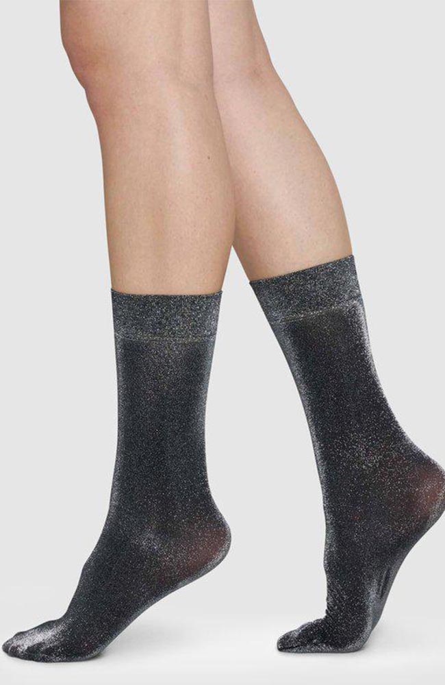 Schwedische Strümpfe Ines Strumpfhosen Socken schwarz aus recyceltem Nylon Damen | Sophie Stone