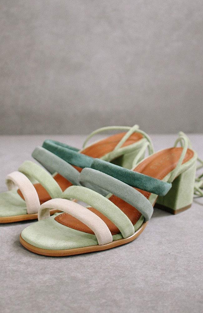 Alohas Letizia Shades of green velvet suede gerecycled materiaal | Sophie Stone