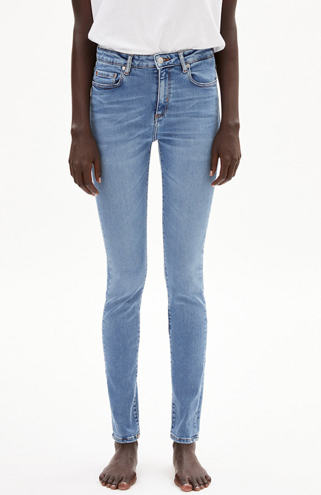ARMEDANGELS Tillaa stretch jeans sky blue denim | Sophie Stone