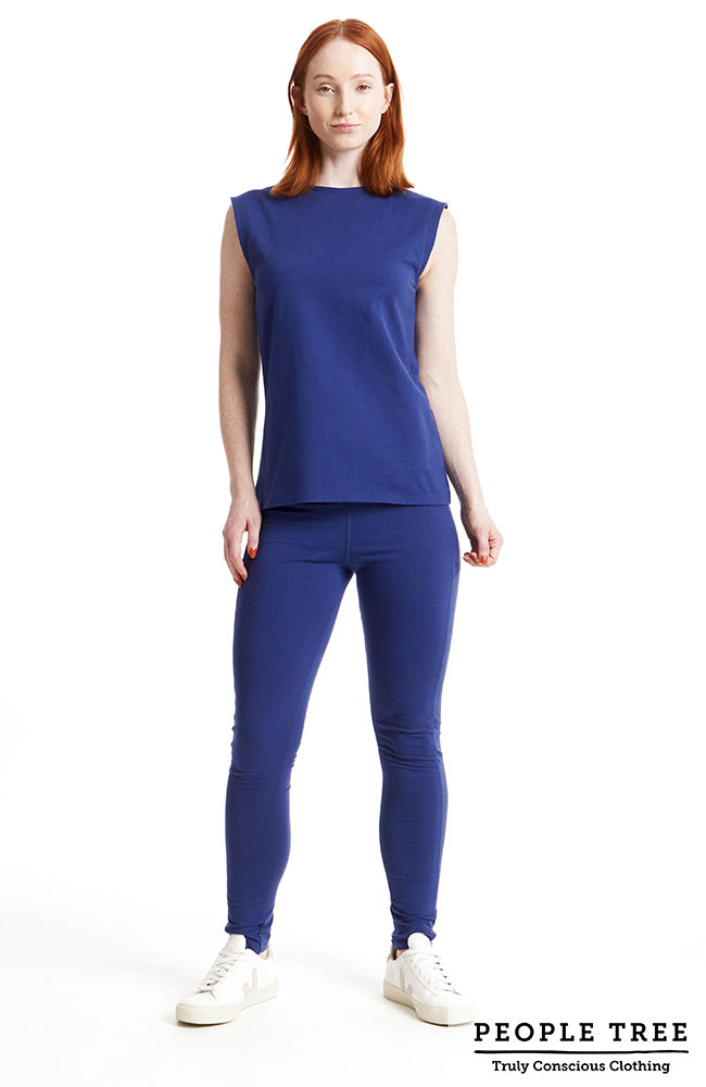  People Tree Yoga V-back vest blauw van duurzaam en eerlijk materiaal | Sophie Stone