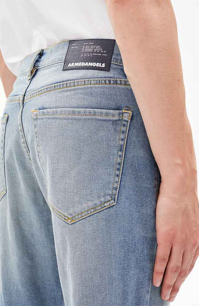 ARMEDANGELS Aarjo jeans smoke blue detail  | Sophie Stone