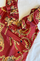 AAVA badpak Andra rood met tijgers van Econyl van Sophie Stone